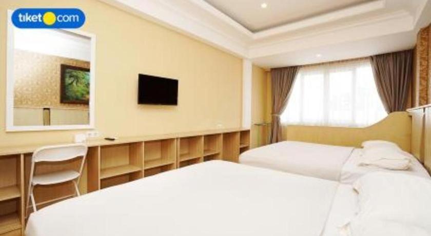 Jimmers Mountain Resort Puncak Exterior photo
